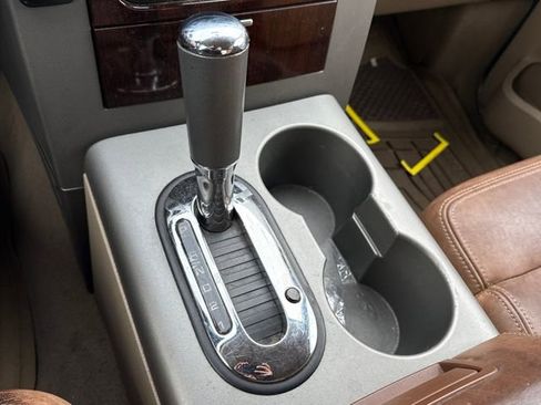 Used 2005 Ford F150 XLT image 26