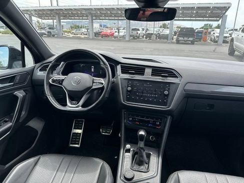 Used 2023 Volkswagen Tiguan SE R-Line AWD/4WD image 31
