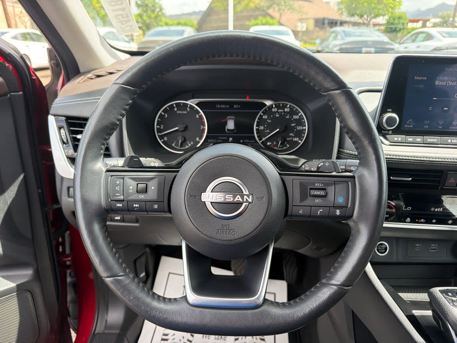 Used 2022 Nissan Rogue SV w/ SV Premium Package FWD image 8