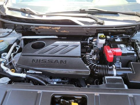 Used 2022 Nissan Rogue SL w/ SL Premium Package image 42