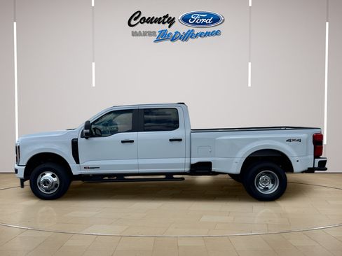 New 2026 Ford F350 XL w/ STX Appearance Package AWD/4WD image 3