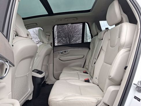 Used 2023 Volvo XC90 B6 Ultimate w/ Protection Package Premier image 10