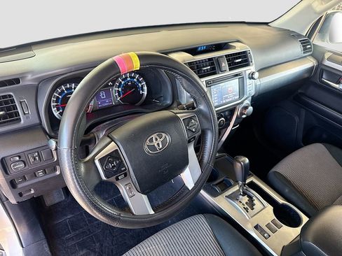 Used 2017 Toyota 4Runner SR5 RWD image 10