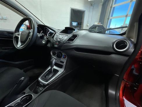 Used 2018 Ford Fiesta SE image 27