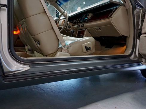 Used 1997 Buick Riviera Supercharged Coupe image 58