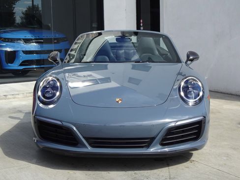 Used 2018 Porsche 911 Carrera 4S image 4