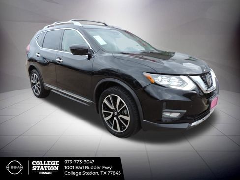 Used 2020 Nissan Rogue SL w/ Premium Package image 3