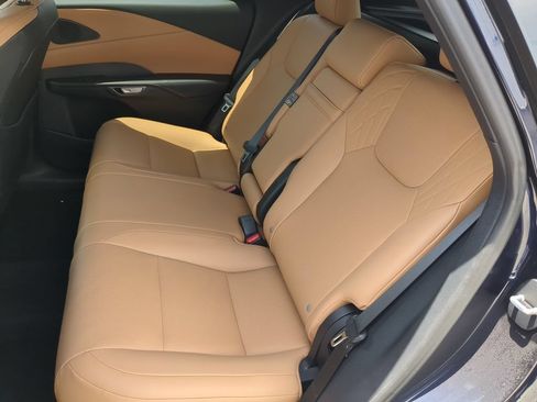 Used 2025 Lexus RX 350h AWD/4WD image 17