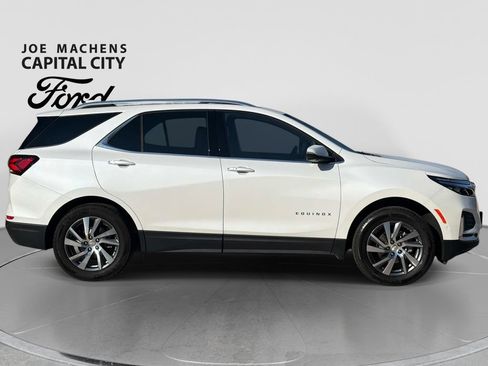 Used 2024 Chevrolet Equinox Premier AWD/4WD image 3