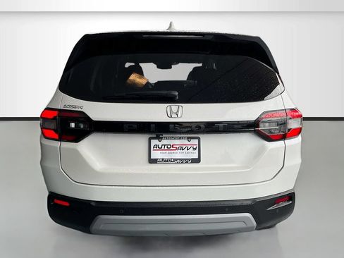 Used 2023 Honda Pilot EX-L image 6