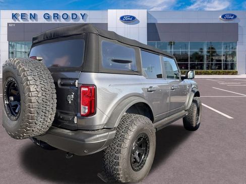 Used 2021 Ford Bronco Black Diamond AWD/4WD image 9