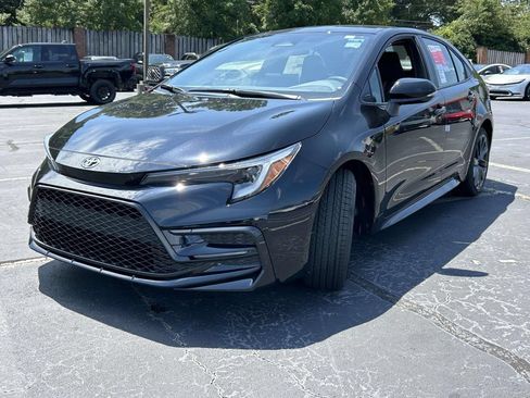 New 2026 Toyota Corolla SE w/ SE Premium Package FWD image 7