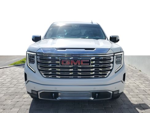 Used 2023 GMC Sierra 1500 Denali w/ Denali Reserve Package image 2