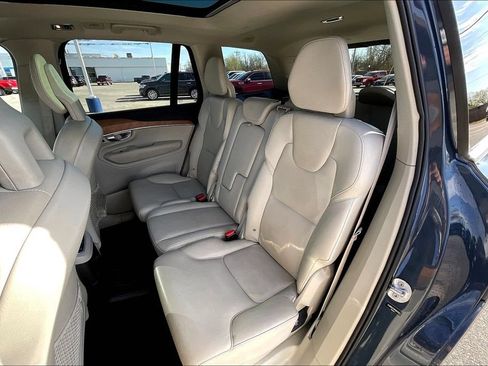 Used 2022 Volvo XC90 T8 Inscription Expression AWD/4WD image 7
