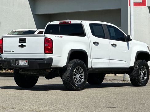 Used 2019 Chevrolet Colorado ZR2 AWD/4WD image 2
