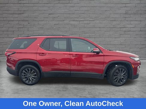 Used 2023 Chevrolet Traverse RS AWD/4WD image 2