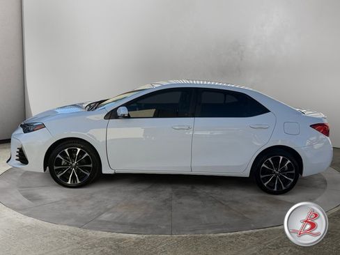 Used 2018 Toyota Corolla SE image 4