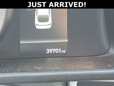 Certified 2023 Hyundai Elantra SEL w/ Preferred Accessory Package FWD image 17