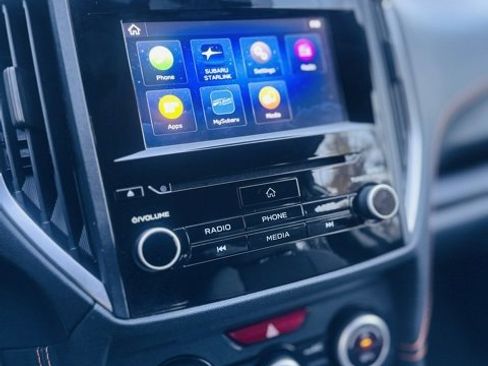 Used 2023 Subaru Crosstrek 2.0i Premium image 13