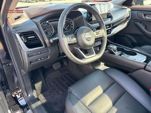Used 2023 Nissan Rogue SL w/ SL Premium Package FWD image 36