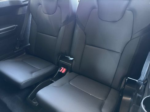 Certified 2024 Volvo XC90 B6 Plus w/ Protection Package Premier AWD/4WD image 19
