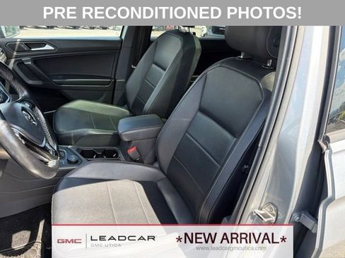 Used 2021 Volkswagen Tiguan SE R-Line AWD/4WD image 23