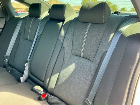 Used 2025 Honda Accord Sport image 27