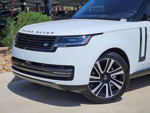 Used 2023 Land Rover Range Rover Long Wheelbase SE AWD/4WD image 6