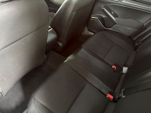 Used 2023 Honda Civic Sport image 4
