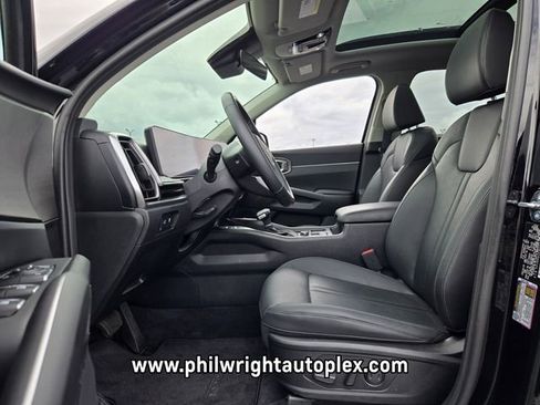 Used 2025 Kia Sorento X-Line EX image 9