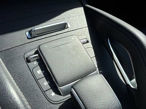 Used 2022 Mercedes-Benz GLS 450 4MATIC image 36