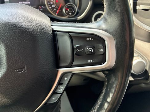 Used 2019 RAM 1500 Big Horn AWD/4WD image 25