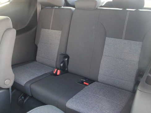 New 2026 GMC Acadia Elevation image 11