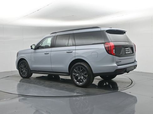 New 2026 Ford Expedition Platinum w/ Stealth Appearance Package AWD/4WD image 6