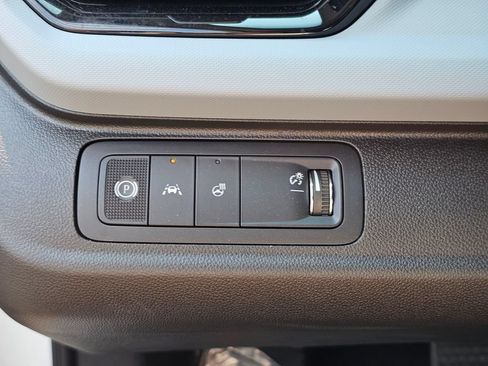 New 2027 Chevrolet Bolt LT w/ Comfort Package FWD image 23