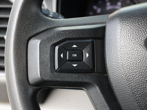 Used 2022 Ford F250 XL w/ Power Equipment Group image 26