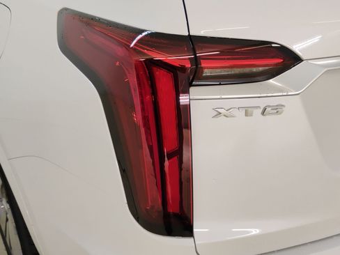 New 2025 Cadillac XT6 Premium Luxury w/ LPO, Floor Liner Package image 9