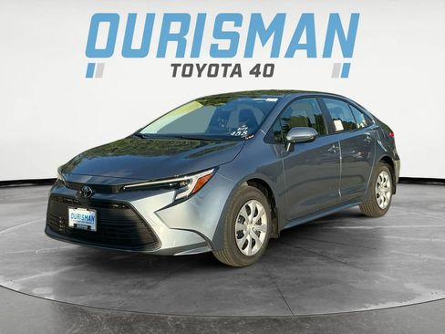 New 2026 Toyota Corolla LE image 2