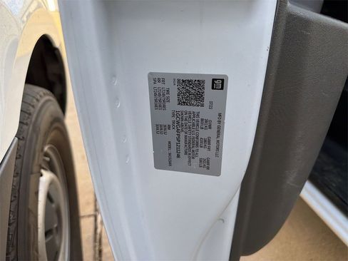 Used 2023 Chevrolet Express 2500 w/ Driver Convenience Package image 6