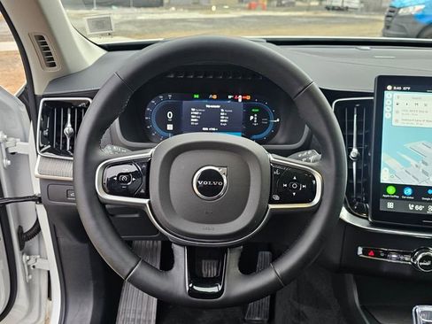 Certified 2025 Volvo XC90 T8 Ultra w/ Protection Package Premier image 20