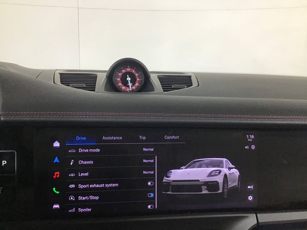 Certified 2026 Porsche Panamera GTS AWD/4WD image 34