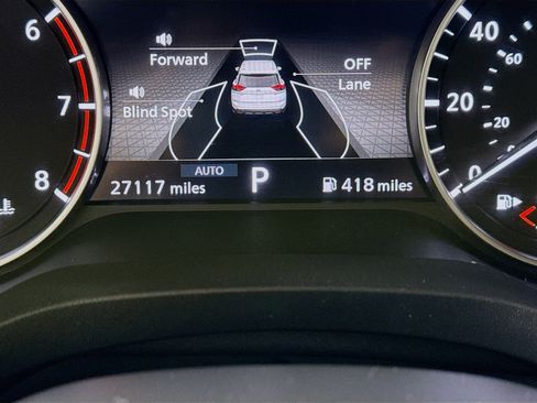 Used 2025 Nissan Rogue SV image 15