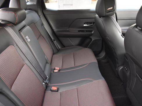 New 2026 Nissan Kicks SR w/ SR Premium Package FWD image 59