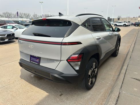 Used 2025 Hyundai Kona SEL AWD/4WD image 5