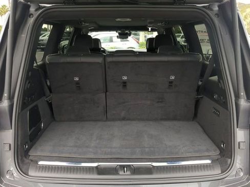 Used 2025 Jeep Grand Wagoneer Series III w/ Rear Seat Video Group 1 AWD/4WD image 14