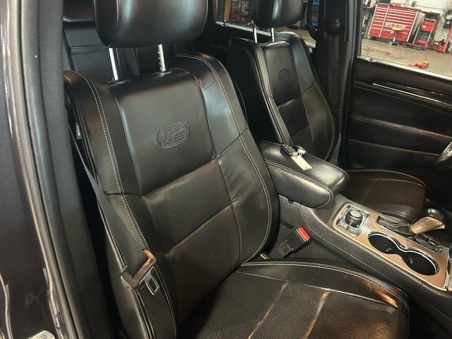 Used 2017 Jeep Grand Cherokee Overland AWD/4WD image 11