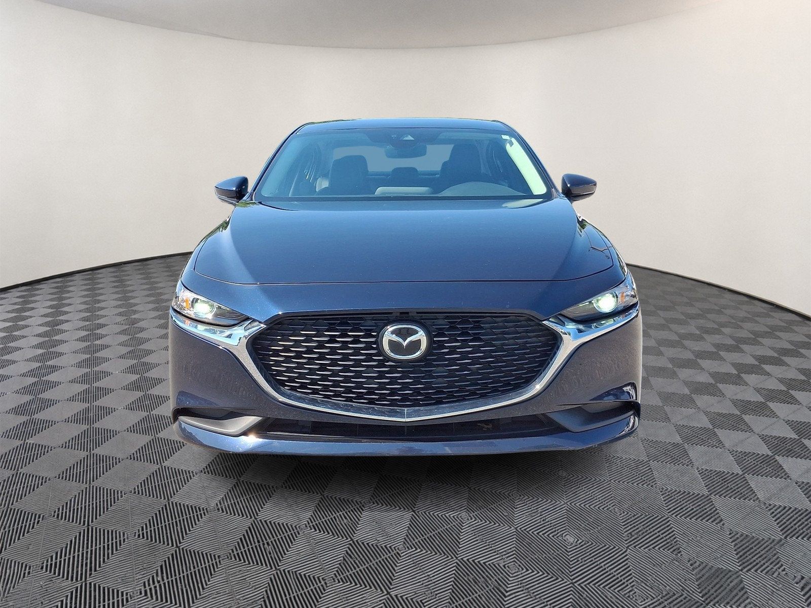 Used 2023 MAZDA MAZDA3 s FWD image 2