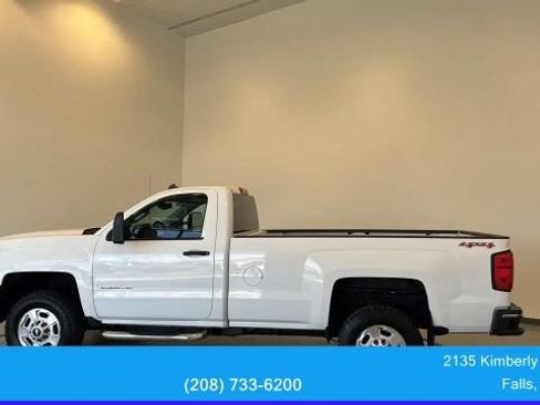 Used 2015 Chevrolet Silverado 2500 LT AWD/4WD image 7