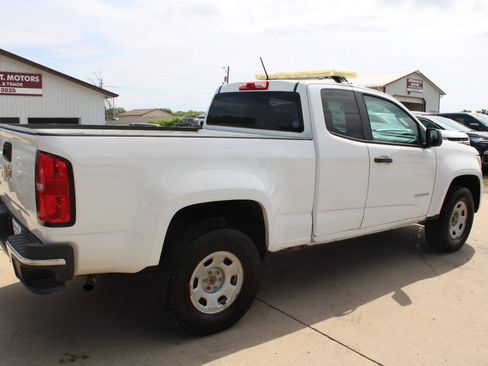 Used 2018 Chevrolet Colorado W/T RWD image 8
