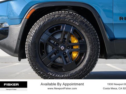 Used 2022 Rivian R1T Launch Edition image 8